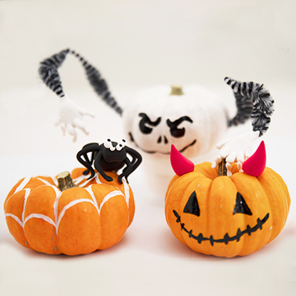 Customize cute pumpkins with acrylic paints and Patarev clay!